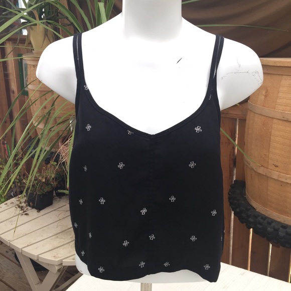 silence + noise Tops - Silence + noise crop tank top- size M